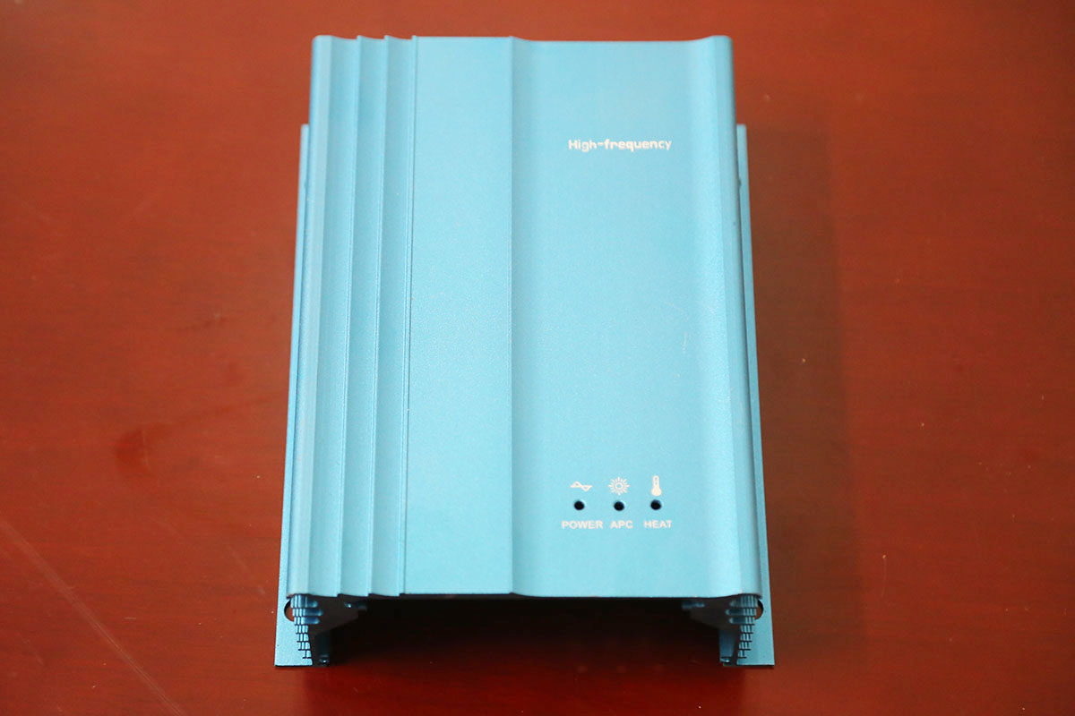 机箱一体散热器